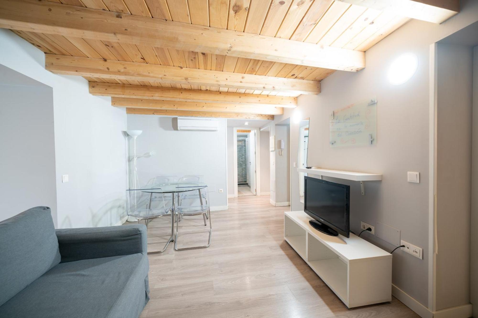 Apartamentos Go - Leopoldo Cano Center Valladolid Exterior photo